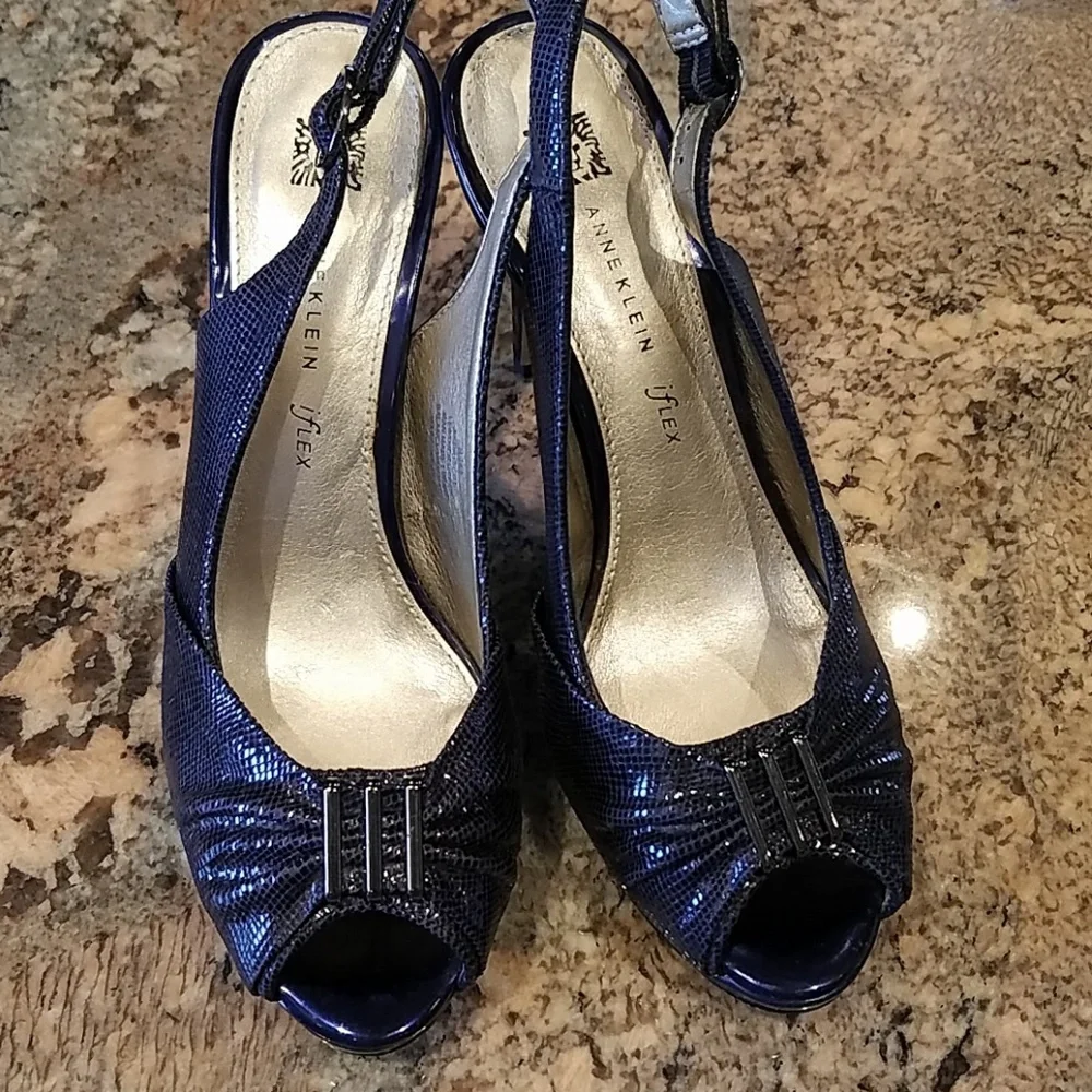 💕Anne Klein* Heels